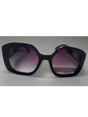 New Khan Popular Sleek Design Sunglasses 100% UV400 Men Size Medium KN 5344